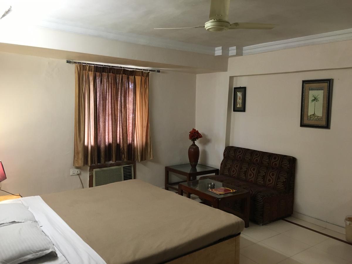 Hotel Grand Arjun Rāipur Exteriör bild