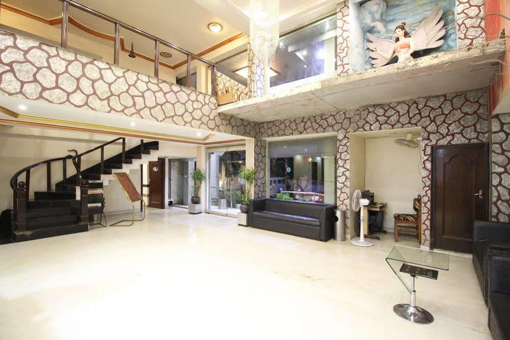 Hotel Grand Arjun Rāipur Exteriör bild